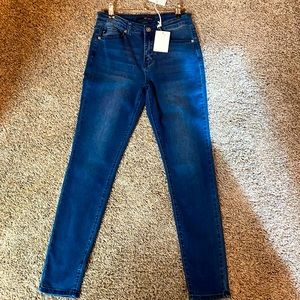 KanCan skinny jean